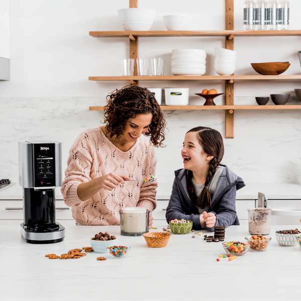 Máquina de helados y postres congelados con 7 programas automáticos