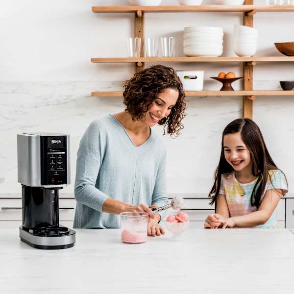 Máquina de helados y postres congelados con 7 programas automáticos